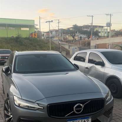 VOLVO-V60-2019