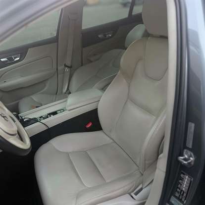 VOLVO-V60-2019