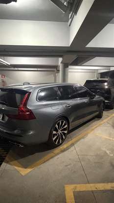 VOLVO-V60-2019