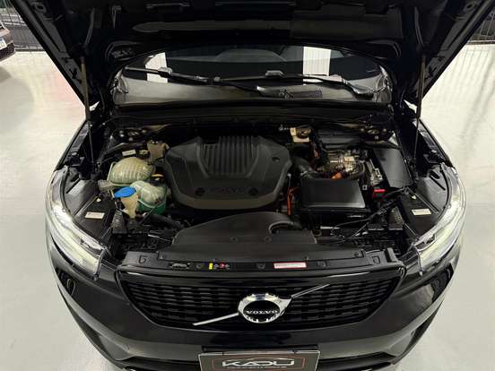 VOLVO-XC40-1.5 T5 RECHARGE R-DESIGN GEARTRONIC VOLVO-XC40-2021
