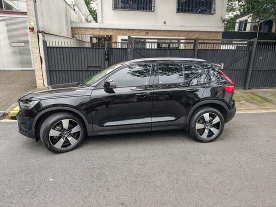 VOLVO-XC40-2.0 T4 GASOLINA MOMENTUM GEARTRONIC VOLVO-XC40-2020