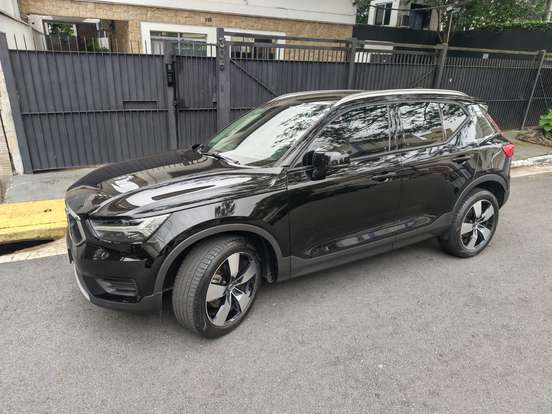 VOLVO-XC40-2.0 T4 GASOLINA MOMENTUM GEARTRONIC VOLVO-XC40-2020