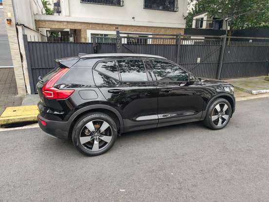 VOLVO-XC40-2.0 T4 GASOLINA MOMENTUM GEARTRONIC VOLVO-XC40-2020