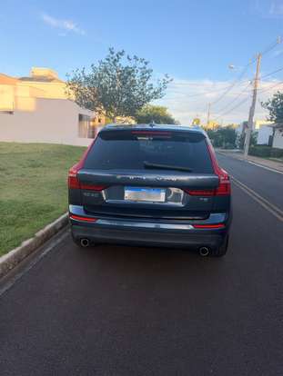 VOLVO-XC60-2019