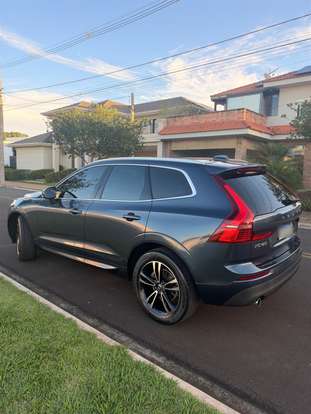 VOLVO-XC60-2019