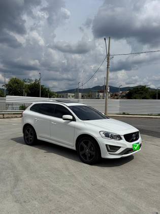 VOLVO XC60 2.0 T5 R DESIGN TURBO GASOLINA 4P AUTOMÁTICO