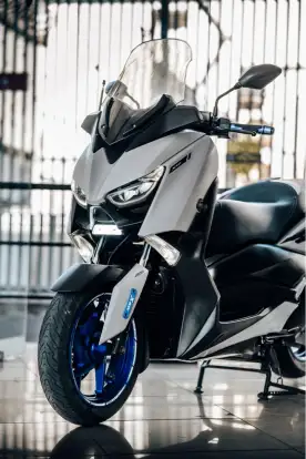 YAMAHA-XMAX ABS-2021