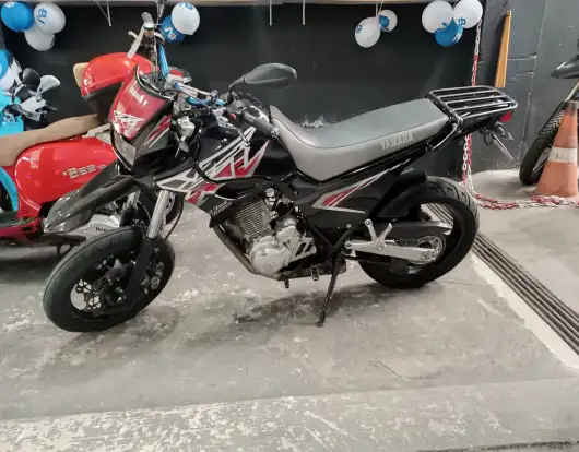 YAMAHA-XT 600 E YAMAHA-XT 600 E-2000