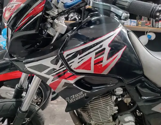 YAMAHA-XT 600 E YAMAHA-XT 600 E-2000