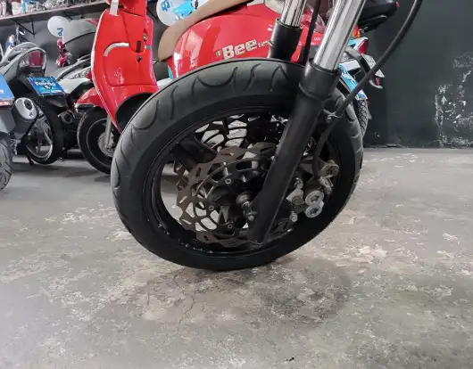 YAMAHA-XT 600 E YAMAHA-XT 600 E-2000
