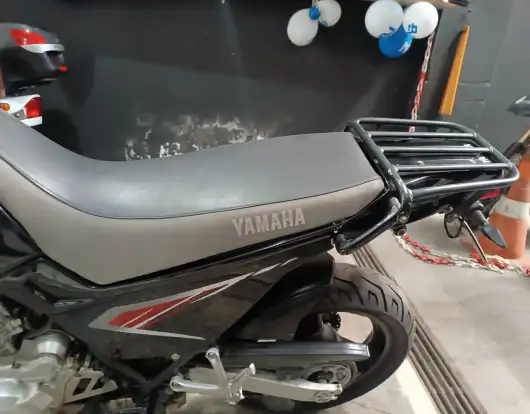 YAMAHA-XT 600 E YAMAHA-XT 600 E-2000