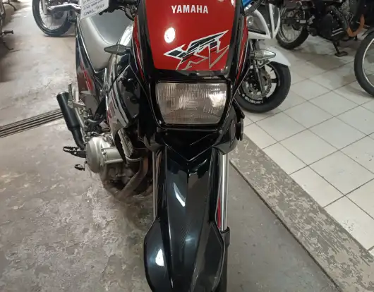 YAMAHA-XT 600 E YAMAHA-XT 600 E-2000
