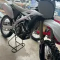 YAMAHA YZ 250F YAMAHA YZ 250F