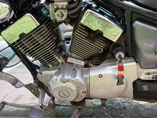 YAMAHA-VIRAGO XV 250S-2000