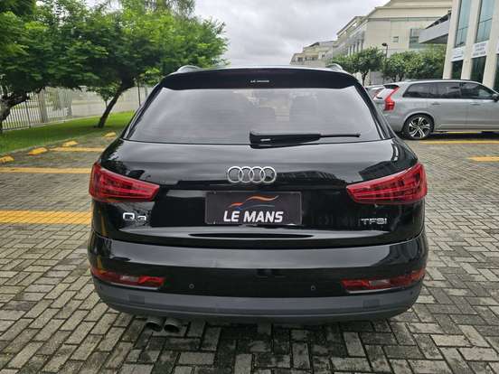 AUDI-Q3-2018
