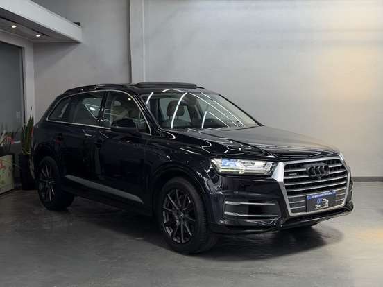 AUDI-Q7-3.0 TDI AMBITION V6 24V DIESEL 4P TIPTRONIC AUDI-Q7-2017