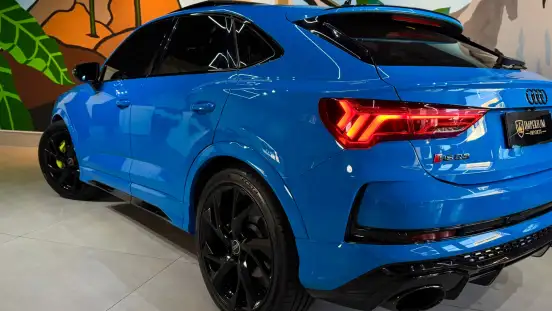 AUDI-RS Q3-2020