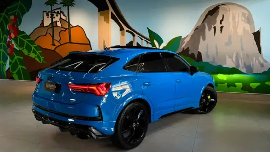 AUDI-RS Q3-2020