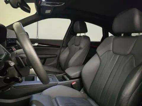 AUDI-Q5-2023