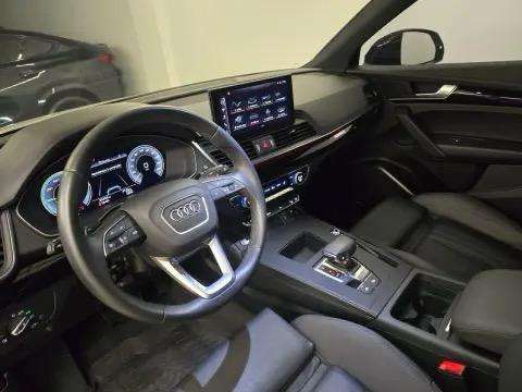 AUDI-Q5-2023