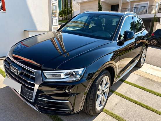 AUDI-Q5-2018