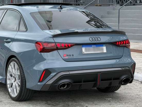 AUDI-RS3-2025
