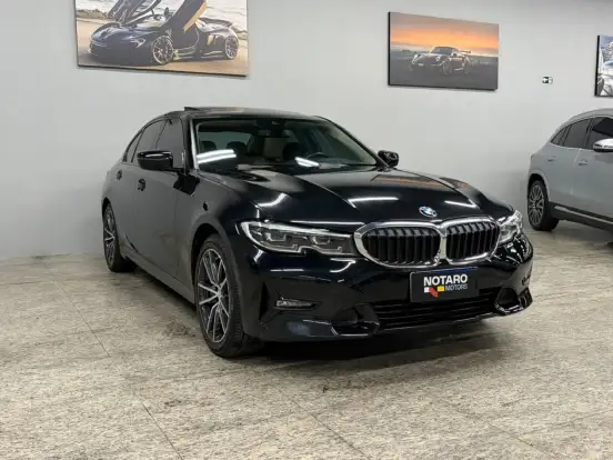 BMW-320i-2019