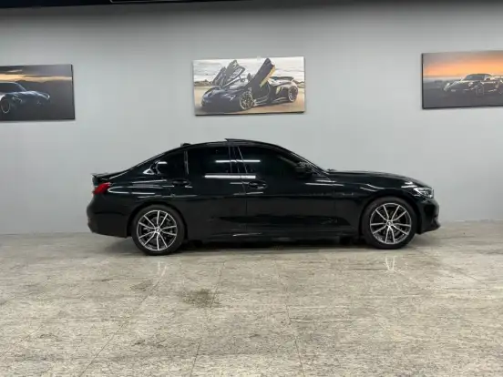 BMW-320i-2.0 16V TURBO GASOLINA SPORT GP AUTOMÁTICO BMW-320i-2019