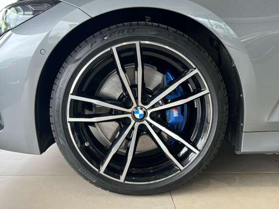 BMW-320i-2.0 16V TURBO FLEX M SPORT AUTOMÁTICO BMW-320i-2022