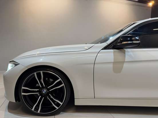 BMW-320i-2.0 GP 16V TURBO ACTIVE FLEX 4P AUTOMÁTICO BMW-320i-2013