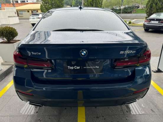 BMW-530e-2023