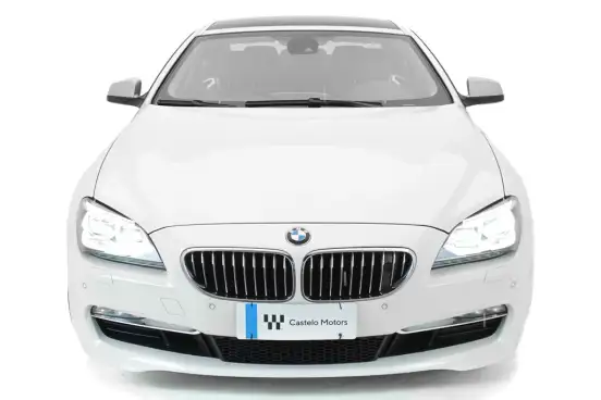 BMW-650i-4.4 COUPÉ V8 32V TURBO GASOLINA 2P AUTOMÁTICO BMW-650i-2011