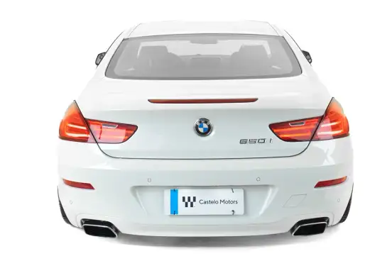 BMW-650i-4.4 COUPÉ V8 32V TURBO GASOLINA 2P AUTOMÁTICO BMW-650i-2011
