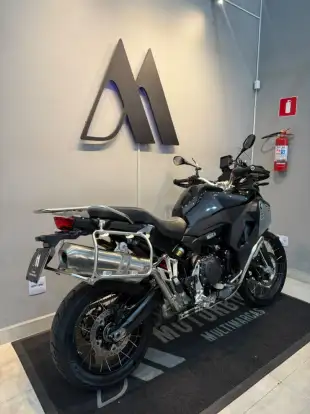 BMW-F 900 GS ADVENTURE BMW-F 900 GS ADVENTURE-2025