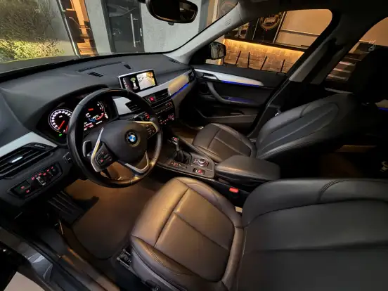 BMW-X1-2021