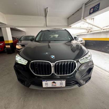 BMW-X1-2021
