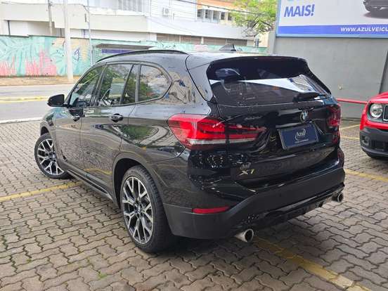 BMW-X1-2.0 16V TURBO ACTIVEFLEX XDRIVE25I SPORT 4P AUTOMÁTICO BMW-X1-2020