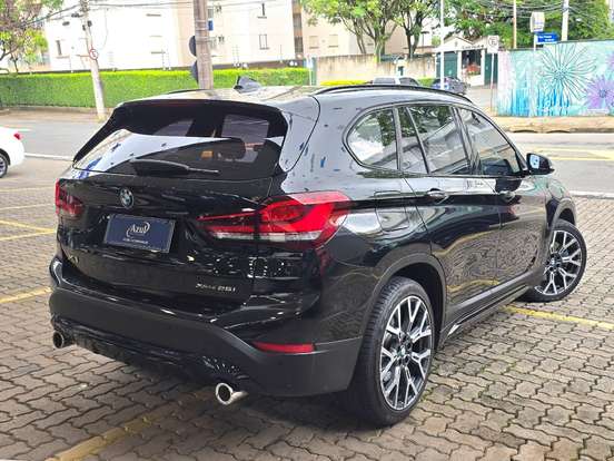 BMW-X1-2020