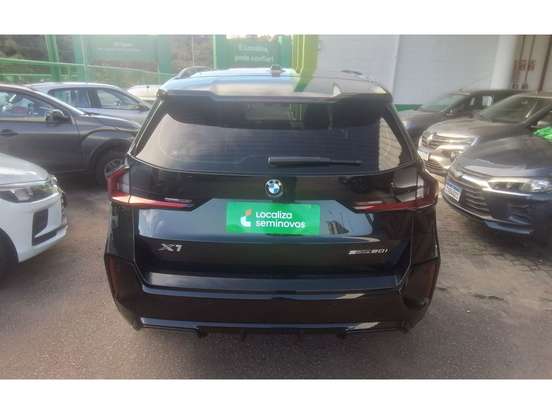 BMW-X1-2023