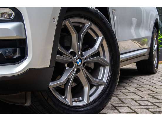 BMW-X3-2019