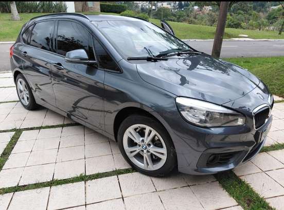 BMW-220i-2017