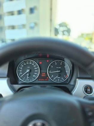 BMW 318i 2.0 SPORT 16V GASOLINA 4P AUTOMÁTICO