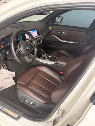 BMW-330i-2019