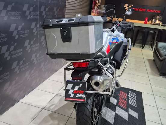 BMW-F 900 GS ADVENTURE BMW-F 900 GS ADVENTURE-2025