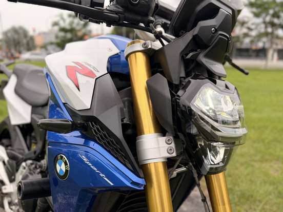 BMW-F 900 R SPORT PLUS-2023