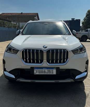 BMW-X1-2023