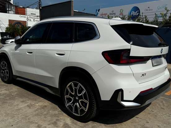 BMW-X1-2.0 16V TURBO GASOLINA SDRIVE20I X-LINE STEPTRONIC BMW-X1-2023