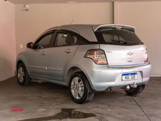 CHEVROLET-AGILE-2011
