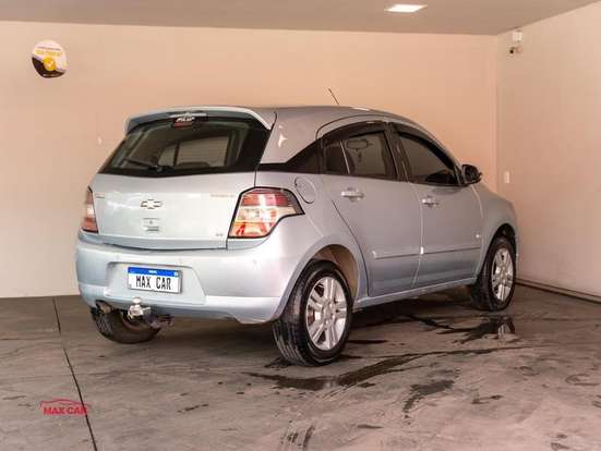CHEVROLET-AGILE-2011