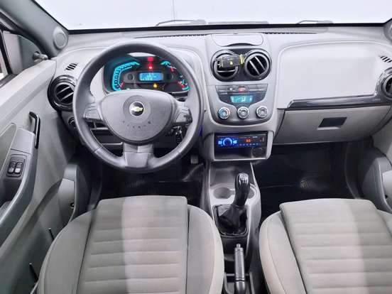 CHEVROLET-AGILE-2010
